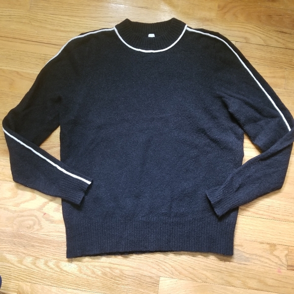 Athleta Black Transit Womens Sz Med Crew Sweater Merino Wool Blend Pullover - Picture 2 of 12